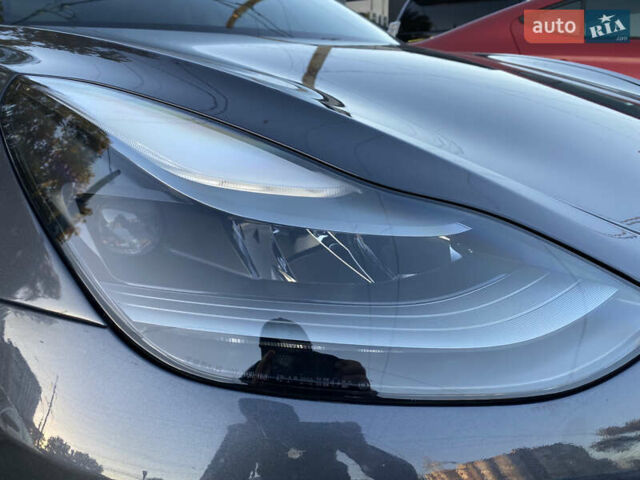 Серый Тесла Модель 3, объемом двигателя 0 л и пробегом 50 тыс. км за 26000 $, фото 10 на Automoto.ua