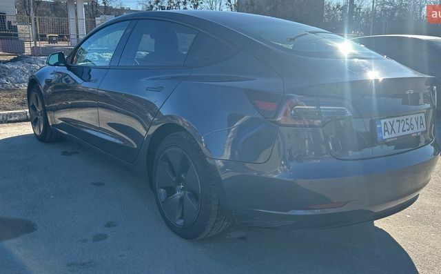 Сірий Тесла Модель 3, об'ємом двигуна 0 л та пробігом 81 тис. км за 18500 $, фото 6 на Automoto.ua