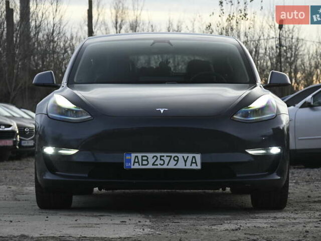Серый Тесла Модель 3, объемом двигателя 0 л и пробегом 84 тыс. км за 22500 $, фото 4 на Automoto.ua