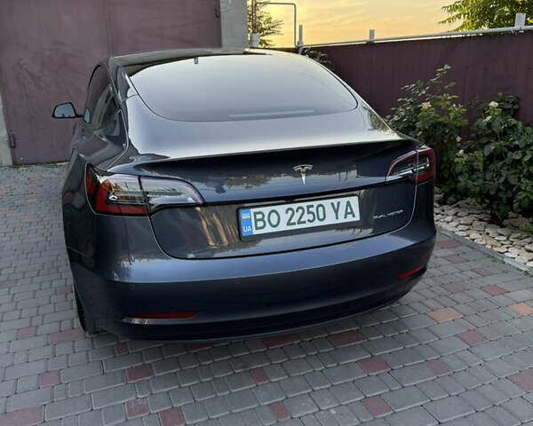 Сірий Тесла Модель 3, об'ємом двигуна 0 л та пробігом 85 тис. км за 24000 $, фото 3 на Automoto.ua