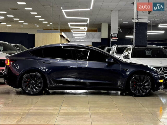 Серый Тесла Модель 3, объемом двигателя 0 л и пробегом 86 тыс. км за 23999 $, фото 3 на Automoto.ua