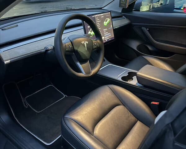Серый Тесла Модель 3, объемом двигателя 0 л и пробегом 67 тыс. км за 18200 $, фото 8 на Automoto.ua