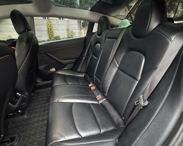 Сірий Тесла Модель 3, об'ємом двигуна 0 л та пробігом 100 тис. км за 20500 $, фото 32 на Automoto.ua