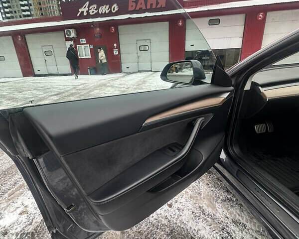 Сірий Тесла Модель 3, об'ємом двигуна 0 л та пробігом 38 тис. км за 24400 $, фото 11 на Automoto.ua