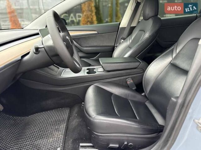 Серый Тесла Модель 3, объемом двигателя 0 л и пробегом 68 тыс. км за 19500 $, фото 15 на Automoto.ua