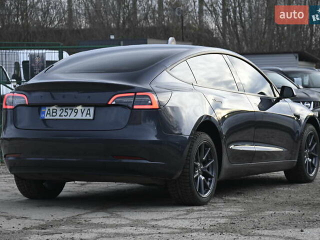 Серый Тесла Модель 3, объемом двигателя 0 л и пробегом 84 тыс. км за 22500 $, фото 14 на Automoto.ua