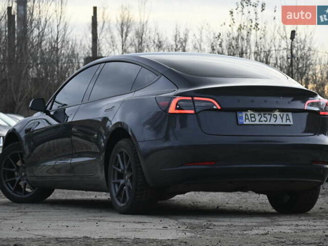 Серый Тесла Модель 3, объемом двигателя 0 л и пробегом 84 тыс. км за 22500 $, фото 10 на Automoto.ua