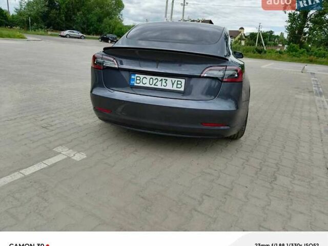 Сірий Тесла Модель 3, об'ємом двигуна 0 л та пробігом 44 тис. км за 18500 $, фото 4 на Automoto.ua