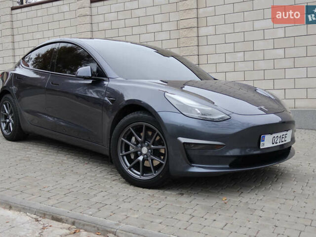 Сірий Тесла Модель 3, об'ємом двигуна 0 л та пробігом 100 тис. км за 20500 $, фото 16 на Automoto.ua