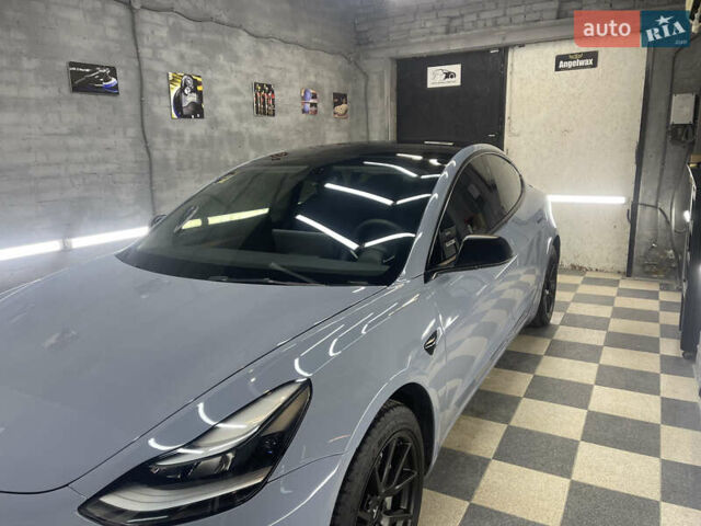 Сірий Тесла Модель 3, об'ємом двигуна 0 л та пробігом 62 тис. км за 19300 $, фото 4 на Automoto.ua