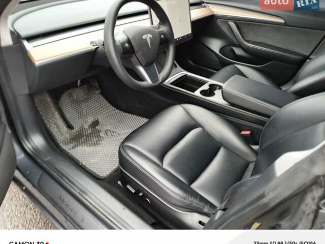 Серый Тесла Модель 3, объемом двигателя 0 л и пробегом 46 тыс. км за 18200 $, фото 8 на Automoto.ua