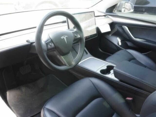 Сірий Тесла Модель 3, об'ємом двигуна 0 л та пробігом 24 тис. км за 28000 $, фото 5 на Automoto.ua