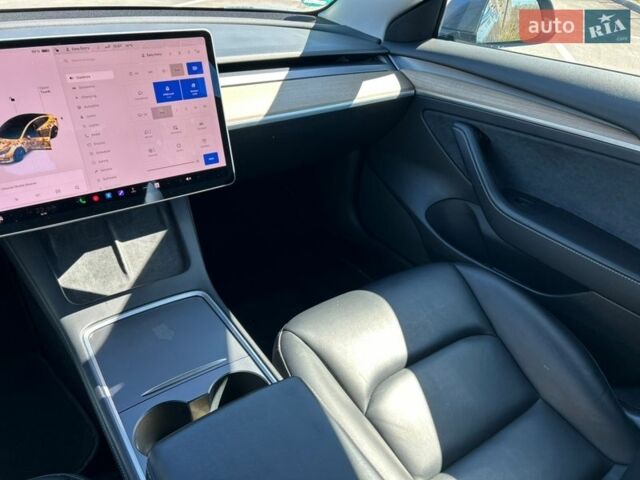 Сірий Тесла Модель 3, об'ємом двигуна 0 л та пробігом 118 тис. км за 22500 $, фото 21 на Automoto.ua