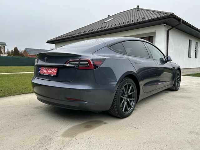 Тесла Модель 3 2021 у Києві на Automoto.ua Сірий Тесла Модель 3, об'ємом двигуна 0 л та пробігом 112 тис. км за 19300 $, фото 2 на Automoto.ua
