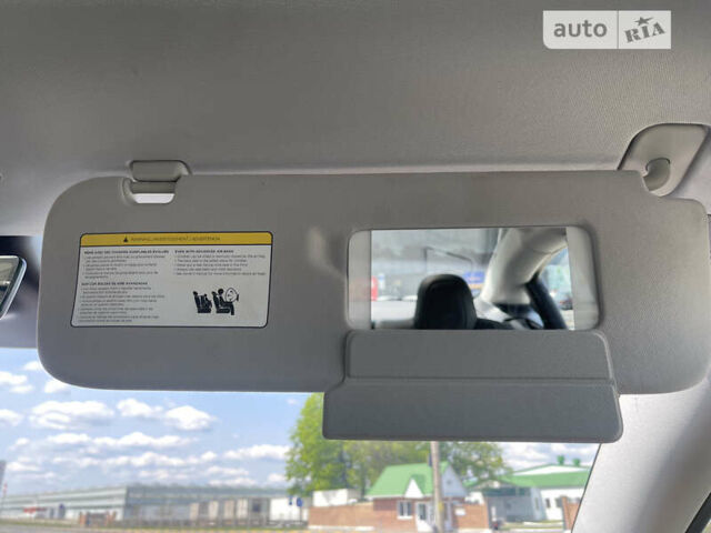 Серый Тесла Модель 3, объемом двигателя 0 л и пробегом 9 тыс. км за 24500 $, фото 27 на Automoto.ua