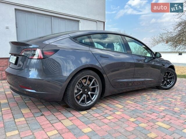 Серый Тесла Модель 3, объемом двигателя 0 л и пробегом 85 тыс. км за 17000 $, фото 5 на Automoto.ua