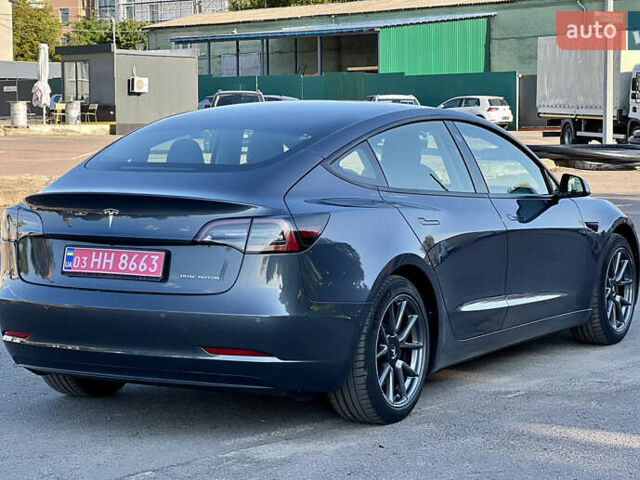 Серый Тесла Модель 3, объемом двигателя 0 л и пробегом 51 тыс. км за 20800 $, фото 20 на Automoto.ua