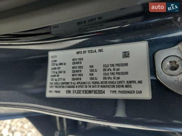 Сірий Тесла Модель 3, об'ємом двигуна 0 л та пробігом 90 тис. км за 6500 $, фото 11 на Automoto.ua