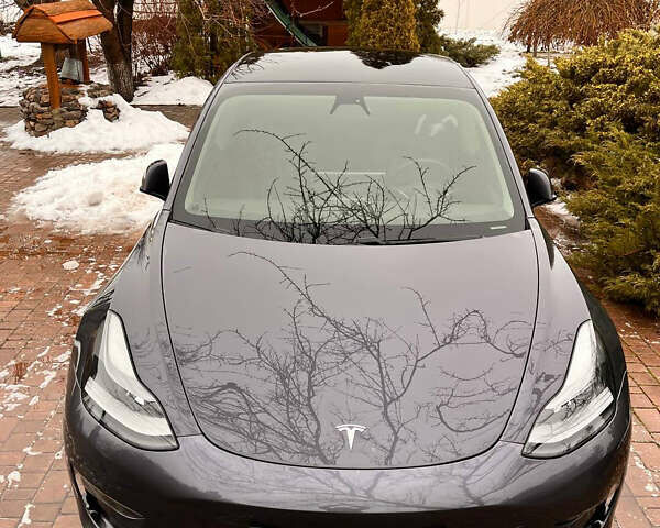 Серый Тесла Модель 3, объемом двигателя 0 л и пробегом 89 тыс. км за 17800 $, фото 5 на Automoto.ua