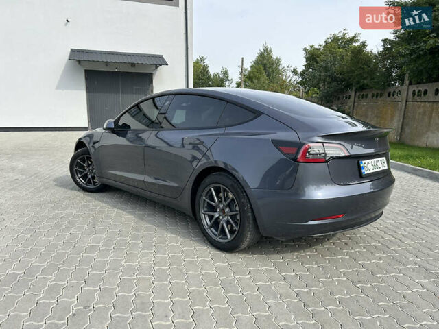 Сірий Тесла Модель 3, об'ємом двигуна 0 л та пробігом 79 тис. км за 18200 $, фото 4 на Automoto.ua