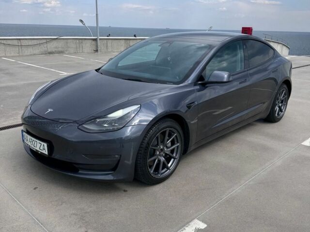 Сірий Тесла Модель 3, об'ємом двигуна 0 л та пробігом 52 тис. км за 28500 $, фото 4 на Automoto.ua