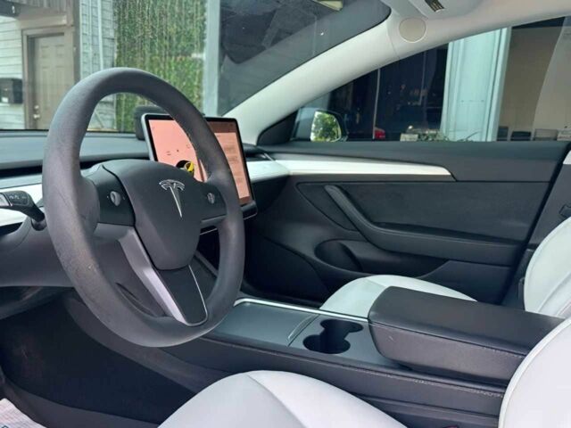 Сірий Тесла Модель 3, об'ємом двигуна 0 л та пробігом 37 тис. км за 12500 $, фото 10 на Automoto.ua