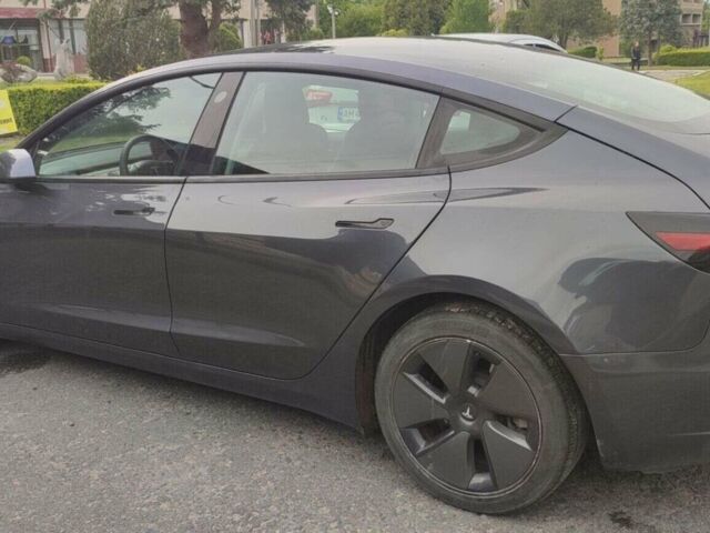Сірий Тесла Модель 3, об'ємом двигуна 0 л та пробігом 47 тис. км за 22000 $, фото 5 на Automoto.ua