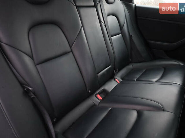 Сірий Тесла Модель 3, об'ємом двигуна 0 л та пробігом 98 тис. км за 23500 $, фото 54 на Automoto.ua