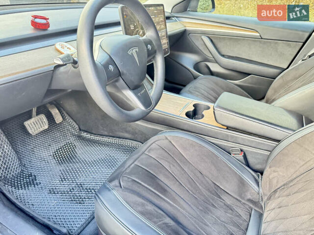 Сірий Тесла Модель 3, об'ємом двигуна 0 л та пробігом 105 тис. км за 20900 $, фото 9 на Automoto.ua