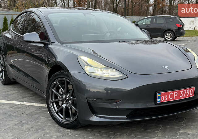 Сірий Тесла Модель 3, об'ємом двигуна 0 л та пробігом 79 тис. км за 19400 $, фото 47 на Automoto.ua