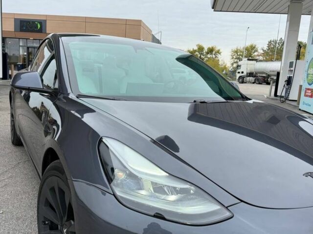 Сірий Тесла Модель 3, об'ємом двигуна 0 л та пробігом 60 тис. км за 22499 $, фото 5 на Automoto.ua