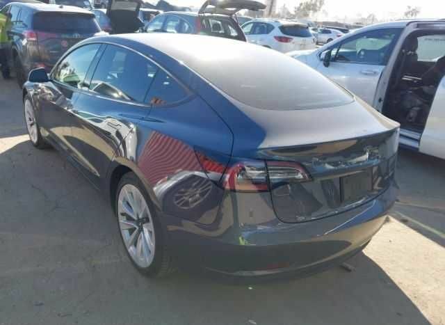 Сірий Тесла Модель 3, об'ємом двигуна 0 л та пробігом 70 тис. км за 9800 $, фото 4 на Automoto.ua