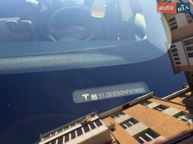 Серый Тесла Модель 3, объемом двигателя 0 л и пробегом 94 тыс. км за 19500 $, фото 7 на Automoto.ua