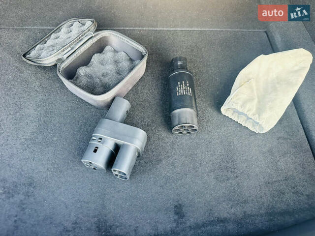 Серый Тесла Модель 3, объемом двигателя 0 л и пробегом 70 тыс. км за 21500 $, фото 11 на Automoto.ua