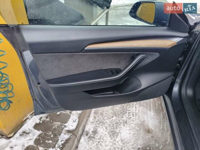 Сірий Тесла Модель 3, об'ємом двигуна 0 л та пробігом 142 тис. км за 17999 $, фото 10 на Automoto.ua