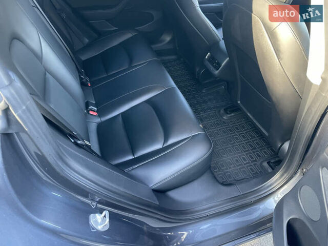 Серый Тесла Модель 3, объемом двигателя 0 л и пробегом 105 тыс. км за 19500 $, фото 13 на Automoto.ua