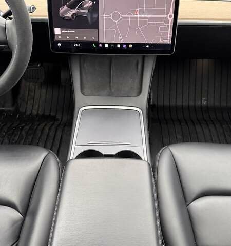 Серый Тесла Модель 3, объемом двигателя 0 л и пробегом 43 тыс. км за 25000 $, фото 13 на Automoto.ua