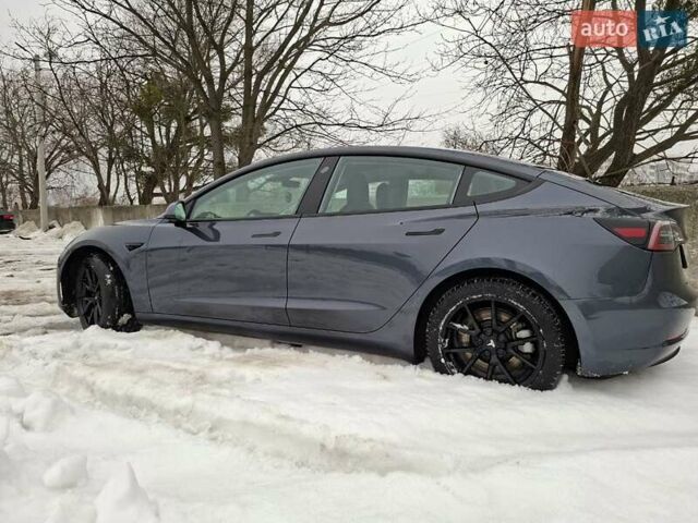 Серый Тесла Модель 3, объемом двигателя 0 л и пробегом 85 тыс. км за 20900 $, фото 4 на Automoto.ua