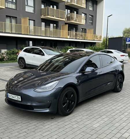 Сірий Тесла Модель 3, об'ємом двигуна 0 л та пробігом 32 тис. км за 19000 $, фото 1 на Automoto.ua