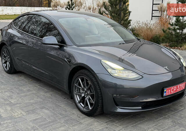 Сірий Тесла Модель 3, об'ємом двигуна 0 л та пробігом 79 тис. км за 19400 $, фото 35 на Automoto.ua