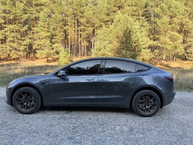 Сірий Тесла Модель 3, об'ємом двигуна 0 л та пробігом 75 тис. км за 22500 $, фото 3 на Automoto.ua