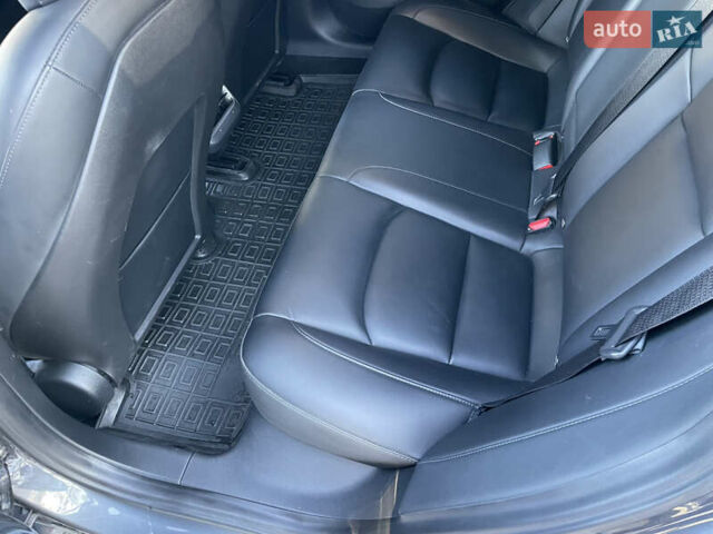 Серый Тесла Модель 3, объемом двигателя 0 л и пробегом 105 тыс. км за 19500 $, фото 15 на Automoto.ua