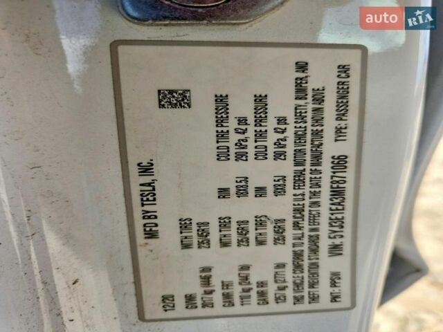 Сірий Тесла Модель 3, об'ємом двигуна 0 л та пробігом 89 тис. км за 8000 $, фото 12 на Automoto.ua