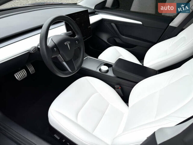 Сірий Тесла Модель 3, об'ємом двигуна 0 л та пробігом 32 тис. км за 23900 $, фото 10 на Automoto.ua