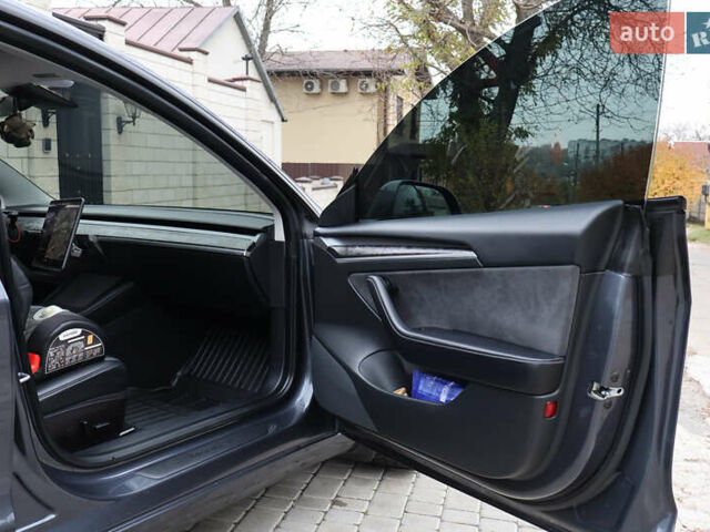 Сірий Тесла Модель 3, об'ємом двигуна 0 л та пробігом 100 тис. км за 20500 $, фото 18 на Automoto.ua