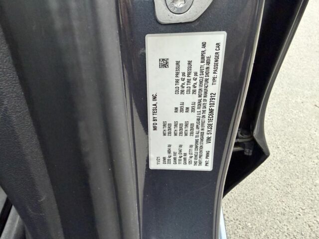 Серый Тесла Модель 3, объемом двигателя 0 л и пробегом 56 тыс. км за 23000 $, фото 12 на Automoto.ua