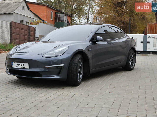 Сірий Тесла Модель 3, об'ємом двигуна 0 л та пробігом 100 тис. км за 20500 $, фото 15 на Automoto.ua