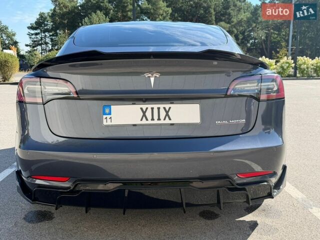 Сірий Тесла Модель 3, об'ємом двигуна 0 л та пробігом 90 тис. км за 21000 $, фото 5 на Automoto.ua