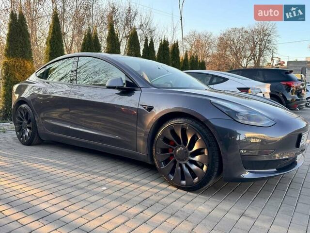 Сірий Тесла Модель 3, об'ємом двигуна 0 л та пробігом 42 тис. км за 20600 $, фото 2 на Automoto.ua