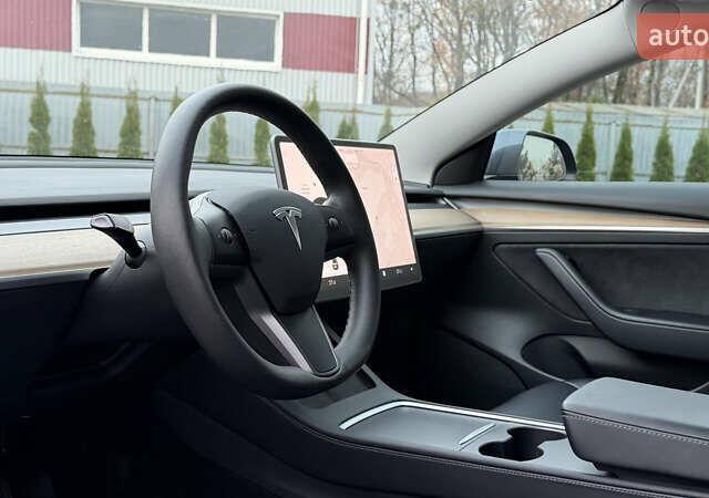 Сірий Тесла Модель 3, об'ємом двигуна 0 л та пробігом 79 тис. км за 19400 $, фото 17 на Automoto.ua